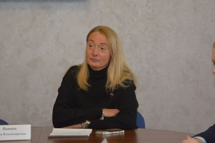 Депутаты инициируют организацию бесплатных парковок для машин неотложной помощи