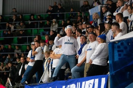 Воронежский «Буран» открыл домашнюю серию победой над чемпионом России