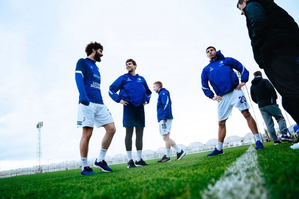 ����������� ������ ������ ������ � �����������: ������� �� ���� ������ ����� �����