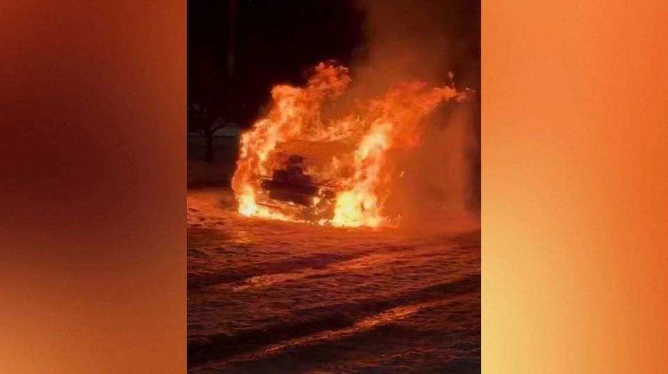 В ЖК «Ботанический сад» в Воронеже утром 27 января сгорел Hyundai