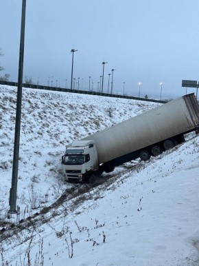 В Новоусманском районе сотрудники Госавтоинспекции устанавливают обстоятельства столкновения транспортных средств