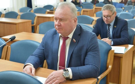 На заседании постоянной комиссии Воронежской городской Думы по жилищнокоммунальному хозяйству, дорожному хозяйству и благоустройству заслушали отчет о работе районных комбинатов благоустройства