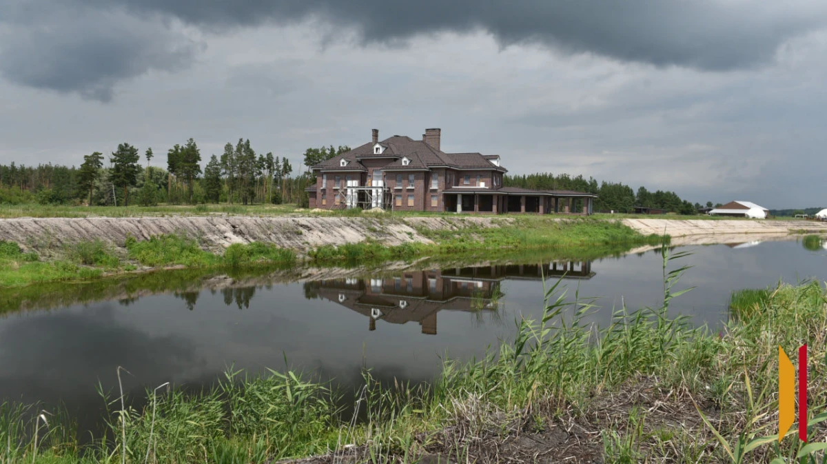 «Дело нужно довести до конца»: воронежский губернатор – о сносе скандального особняка на берегу Усманки