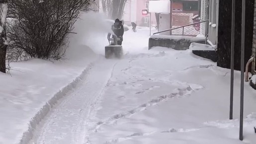 #уборка_Воронежа. Комбинаты благоустройства продолжают работу по уборке города