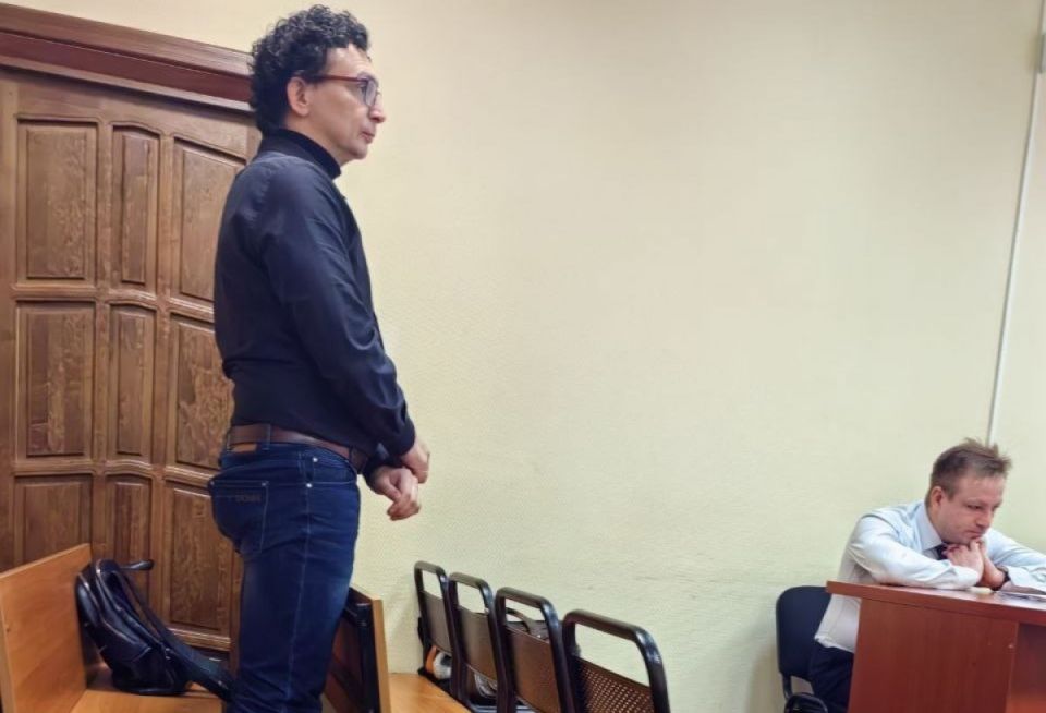 В Центральном районном суде начали рассмаривать дело экс-замминистра Александра Кукина