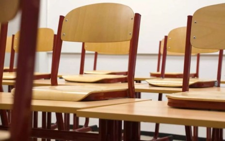 Мэр Воронежа Сергей Петрин объявил, что в понедельник, 2 февраля, и во вторник, 3 февраля, из-за сильных морозов на дистанционный формат обучения переведут учащихся начальной школы – 1-4-е классы