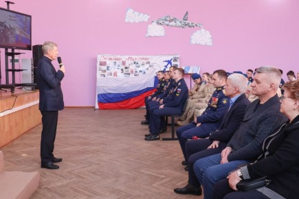 В воронежской школе №85 почтили память Героя России Романа Филипова