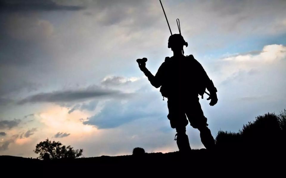 По информации воронежского губернатора Александра Гусева, минувшей ночью дежурными силами ПВО в небе над одним городом и шестью районами Воронежской области были обнаружены и уничтожены 11 беспилотных летательных аппаратов...