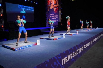 Воронежские гиревики успешно выступили на Первенстве страны