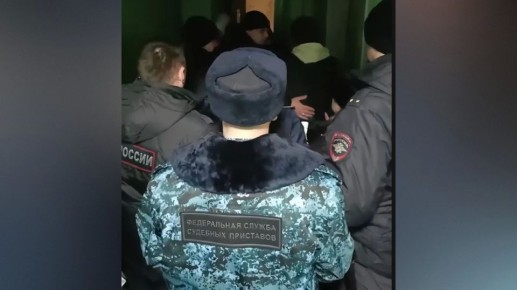 Жительница Воронежа в течение года через суд добивалась возвращения своей 5-летней дочери