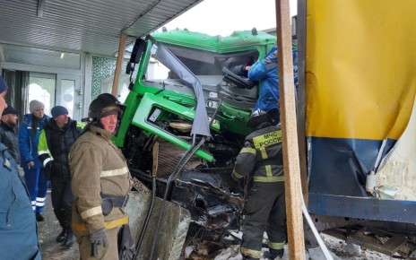 �������� ������ ��������� �� �������, 24 �������, �� ����������� ������ �-4 ����� � ��������� ��������