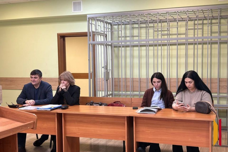 «Прошу мне дать возможность быть с ребенком»: фигурантка по делу о взятках в ВГТУ не сдержала эмоций в воронежском суде