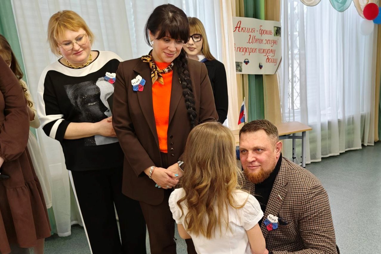 Наталия Вожова и Денис Рубащенко посетили социальный приют для детей и подростков