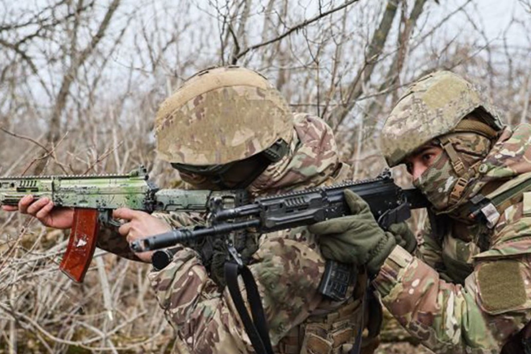Первые лица региона поздравили военнослужащих с профессиональным праздником