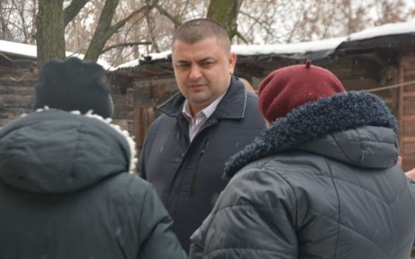 Председатель Воронежской городской Думы, Герой России Андрей Дьяченко в пятницу, 27 февраля, провел выездную встречу с жильцами дома №33 по улице Богдана Хмельницкого