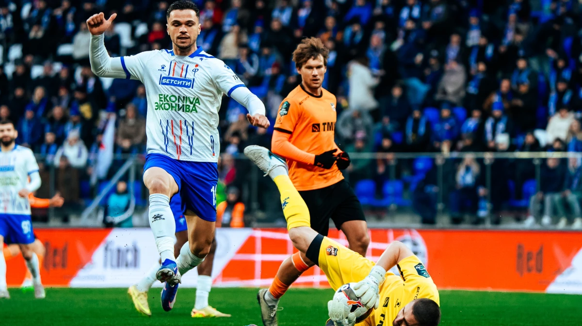 В символическую сборную 22-го тура Первой лиги попали 2 игрока воронежского «Факела»