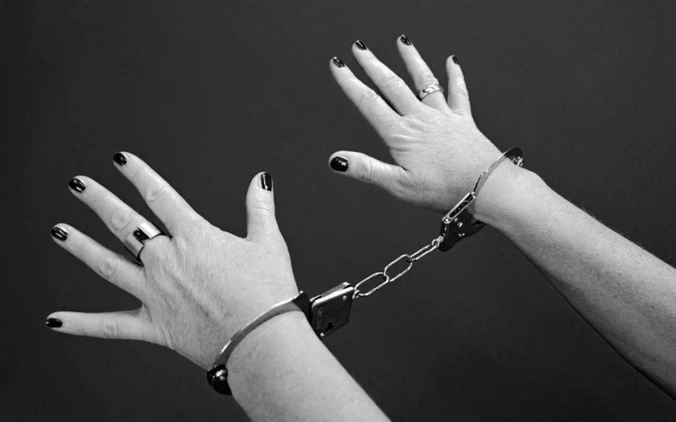 За жестокое избиение годовалого ребенка осудили жительницу Воронежа