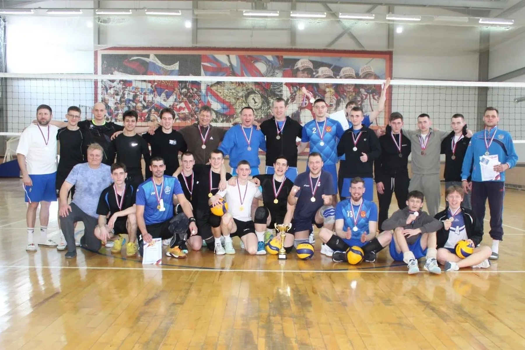 Вячеслав Куликов помог в организации волейбольного турнира в Грибановском районе