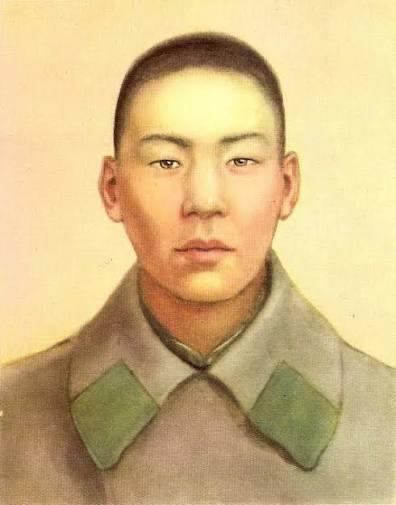 Николай Стариков: Чолпонбай Тулебердиев — красноармеец, Герой Советского Союза