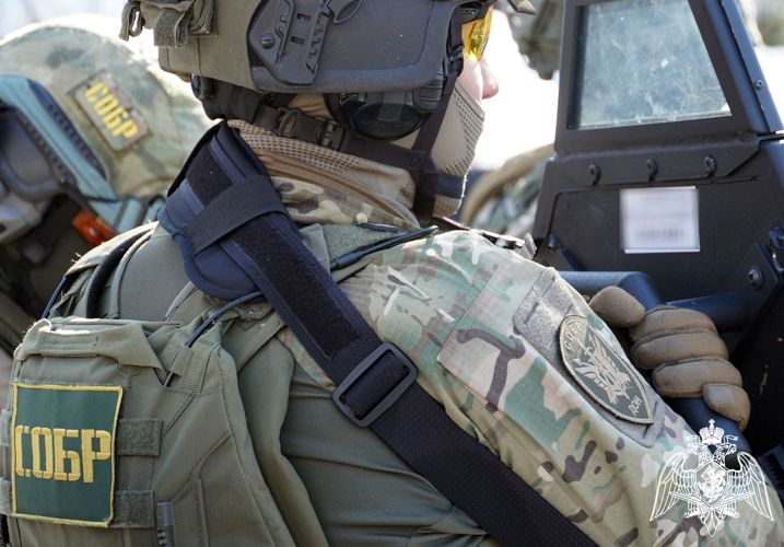 ПРИ ПОДДЕРЖКЕ СОБР «ДОН» РОСГВАРДИИ ЗАДЕРЖАН ПОДОЗРЕВАЕМЫЙ В УБИЙСТВЕ