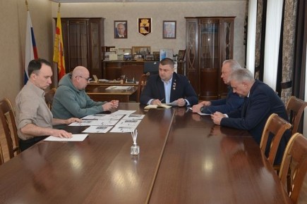 Депутаты Воронежской городской Думы направят гуманитарную помощь танкистам и военным медикам