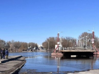 Понтонный мост в Шилово развели