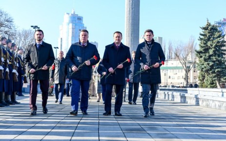 � ������� ���������� ������� ������������� ��������� ��������-���������� ����������� �������� � �� ���, ��� � ���������� �������