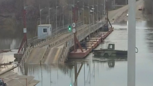 Движение по понтонному мосту в Шилово вновь запретили