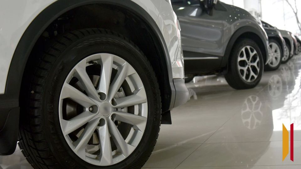 ������ ������ ������ ���� ����������� � ��������, ������, �������� � ������� ����� 100 ���������� �����