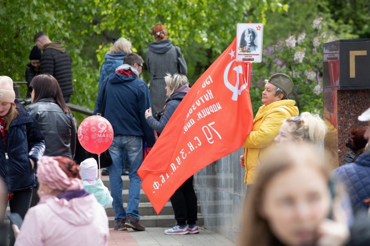 Воронеж готовится к Дню Победы: город закупает флаги на 1,6 млн рублей