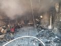 При пожаре в автомастерской Железнодорожного района уничтожена легковушка и повреждён Cadillac