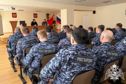 В региональном Управлении вневедомственной охраны состоялось занятие для сотрудников, проходящих курсы повышения квалификации