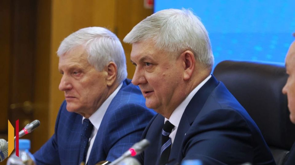 ������ ����� ����� ������� �����: ����������� ���������� � � ������������� ��������� ��������� � �������������� ��������