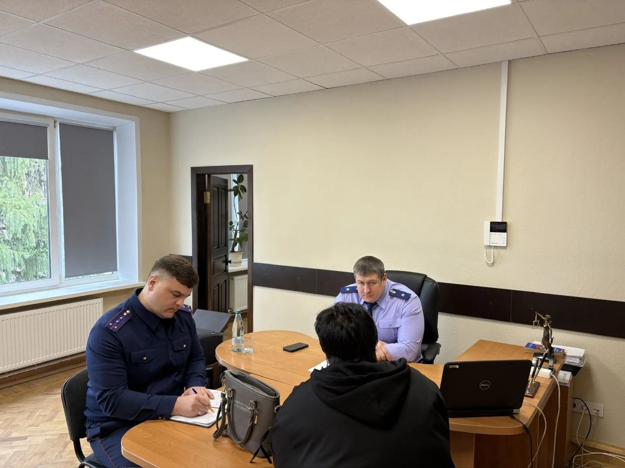Руководитель регионального следственного управления СК России провел выездной прием граждан в Павловске