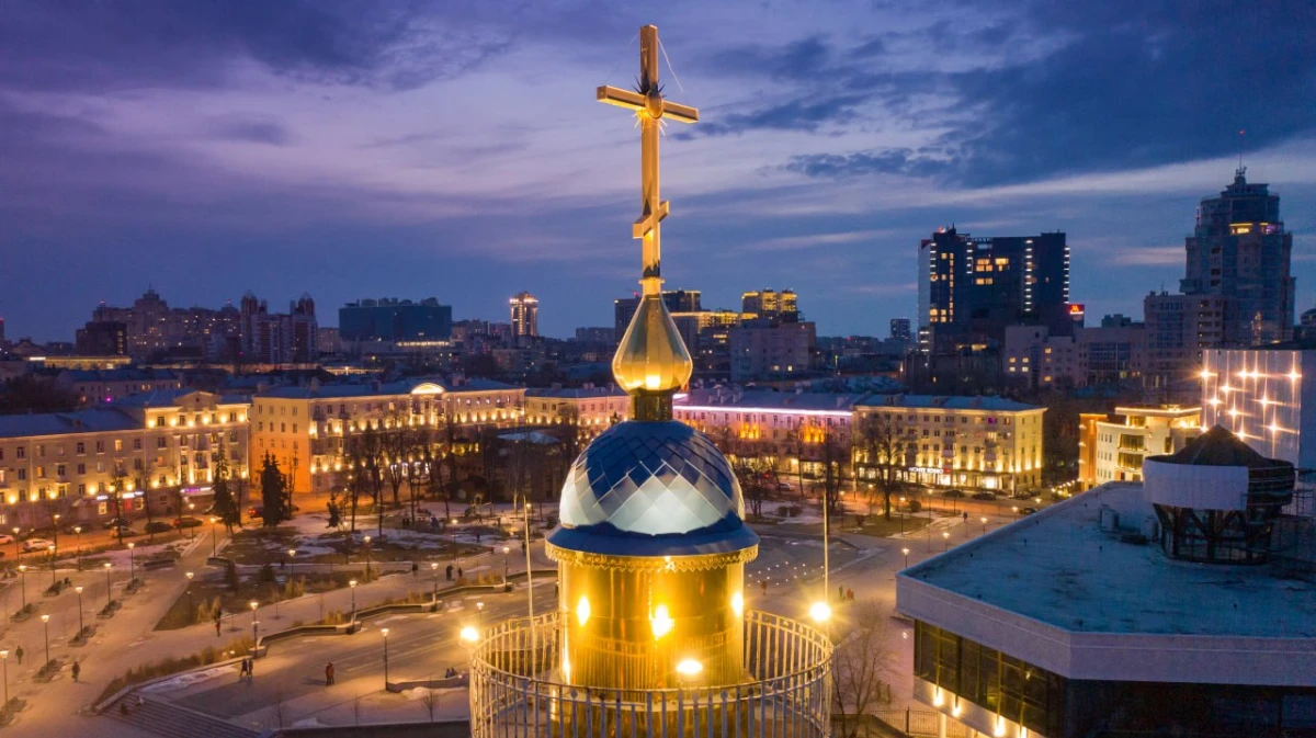 Губернатор Александр Гусев и председатель областной Думы Юрий Матузов поздравили воронежцев с Пасхой