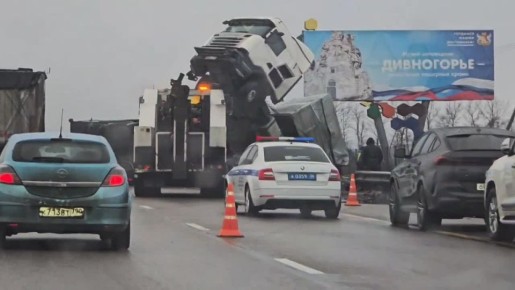 В Лискинском районе грузовик слетел в кювет: водитель попал в больницу