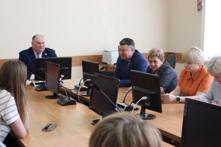 ������� ������ ������ ������� � ����������� � 15-����� ����� ��������