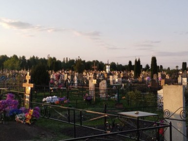 В Воронеже официально закрыли для захоронений два кладбища