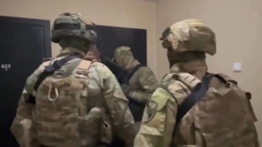 В Воронеже силовики пресекли крупный канал незаконной миграции: оперативное видео