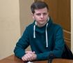 Умер, воскрес и сел в тюрьму: суд заменил условный срок воронежского медиамагната Дениса Ерошенко на реальный
