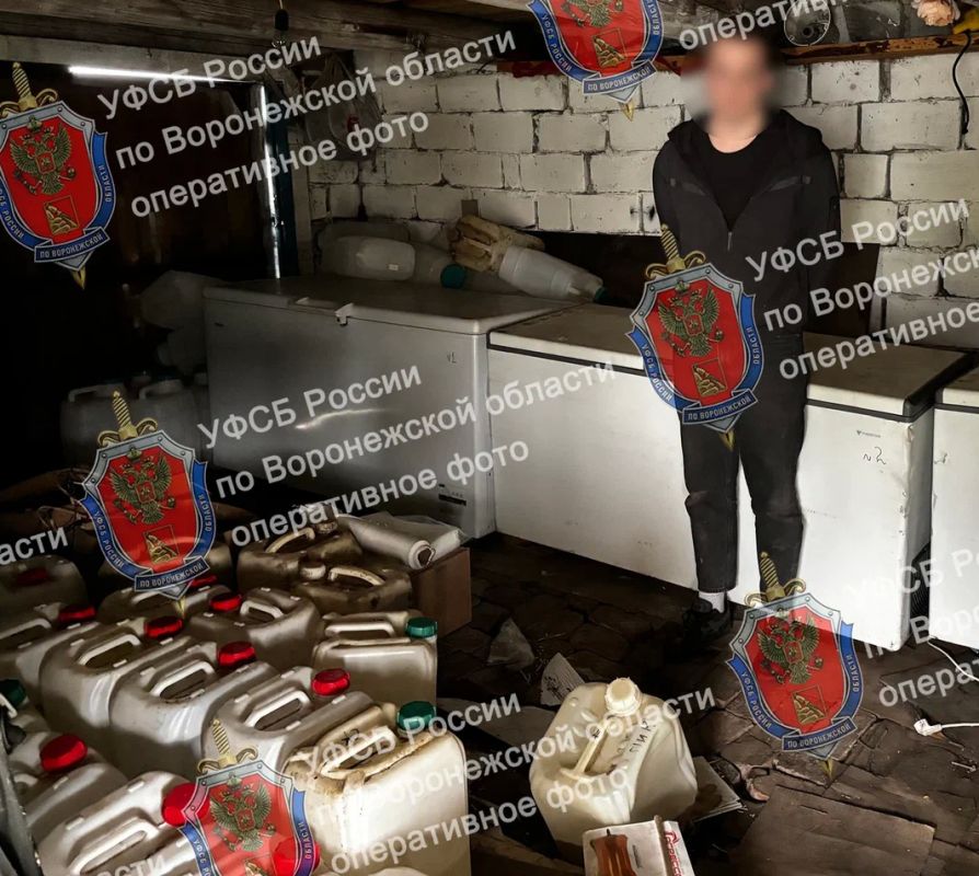 18 кг синтетических наркотиков и тонну химреактивов изъяли в подпольной лаборатории в Воронежской области