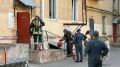В центре Воронежа утром 23 мая загорелся жилой дом: видео
