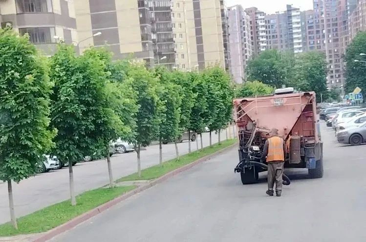 Сегодня «латаем» дороги в жилом массиве Олимпийской