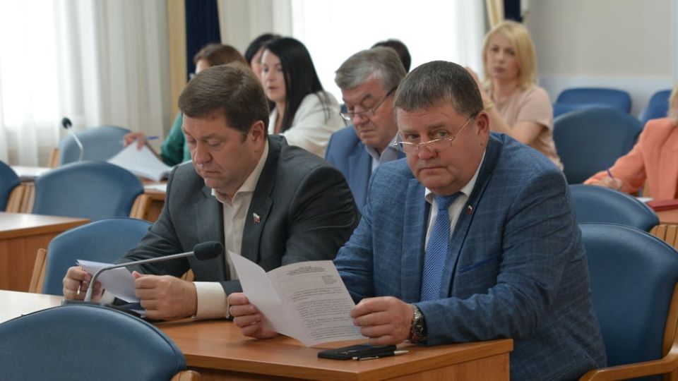 Воронежским педагогам повысили стимулирующие выплаты