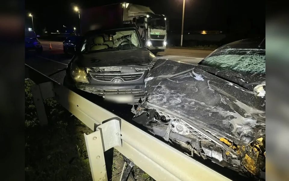 Пассажир погиб и двое детей пострадали в ДТП под Воронежем
