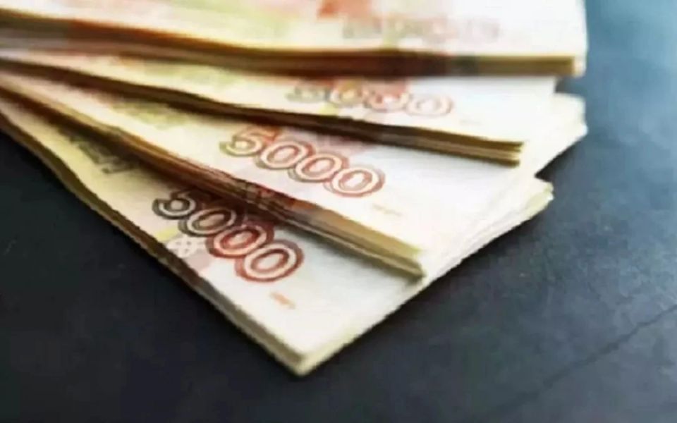 Продал BMW Х3 и золотые украшения: более 15 млн рублей отдал мошенникам 66-летний завкафедрой уголовного и гражданского права в Воронеже