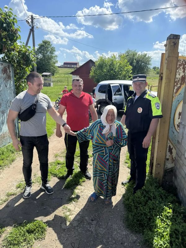 В Рамонском районе полицейские спасли заблудившуюся женщину