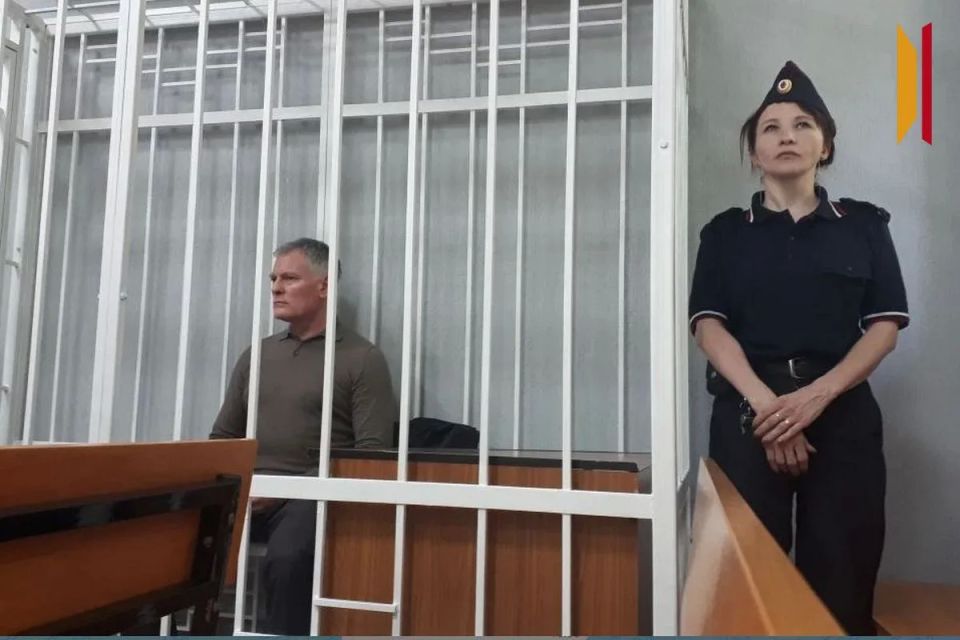 «Разрешите побыть дома с семьей»: в воронежском суде после перерыва продолжили рассматривать дело главы «Русского аппетита»