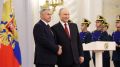 Президент России Владимир Путин вручил награду воронежскому Герою Труда Анатолию Свиридову
