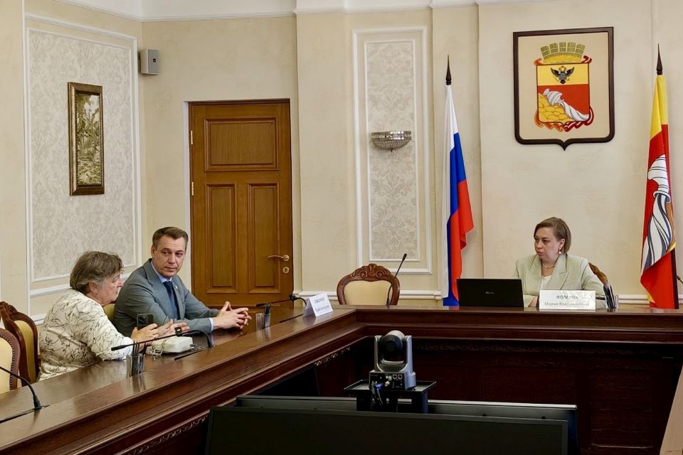 Юрий Смышников организовал для председателя ТОС встречу с представителями мэрии Воронежа